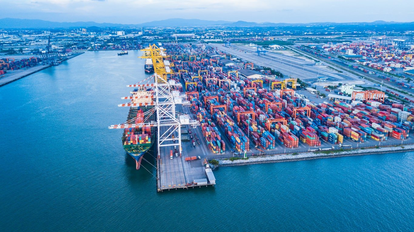 shipping port south east china